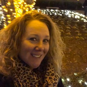 Meet your Posher, Nicole